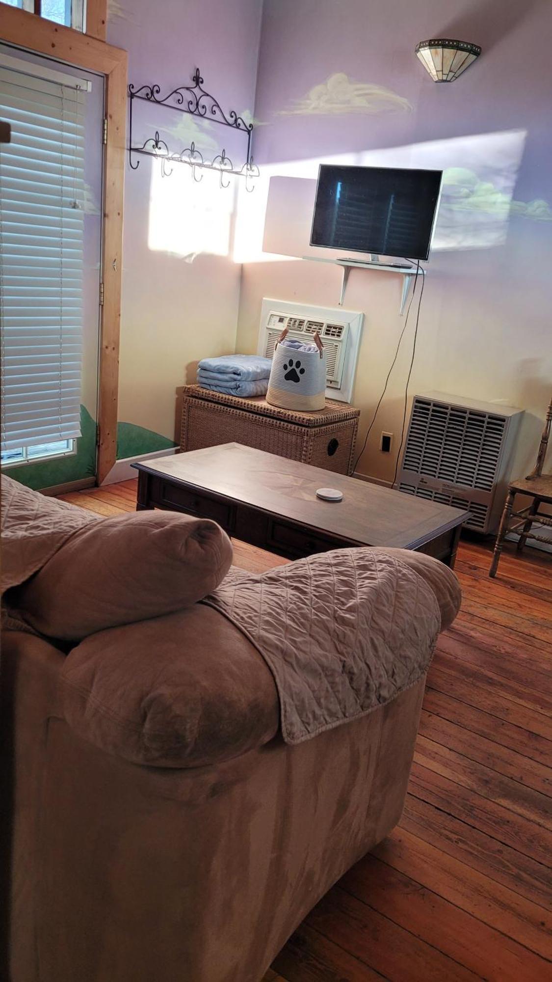 Angel Cottage With A Sauna Or The Cozy With A Jacuzzi Tub, Both Are Studios With A View Of Mount Shasta Εξωτερικό φωτογραφία